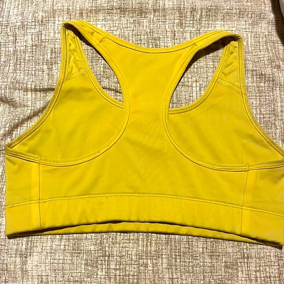 Nike Live Strong Sports Bra - Picture 2 of 2